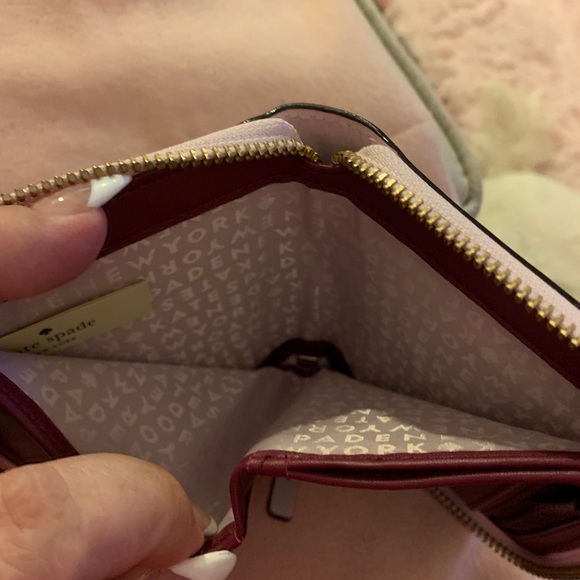 NWT Kate Spade wallet - Picture 4 of 7